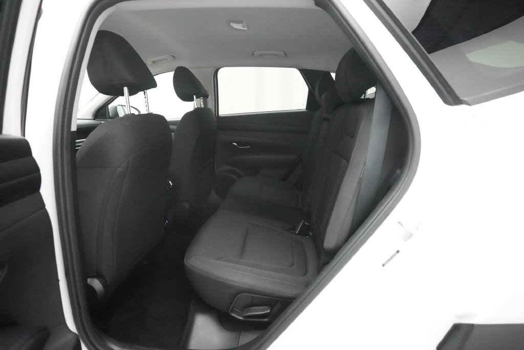 Used 2026 Hyundai Tucson SEL Plus AWD/4WD image 16