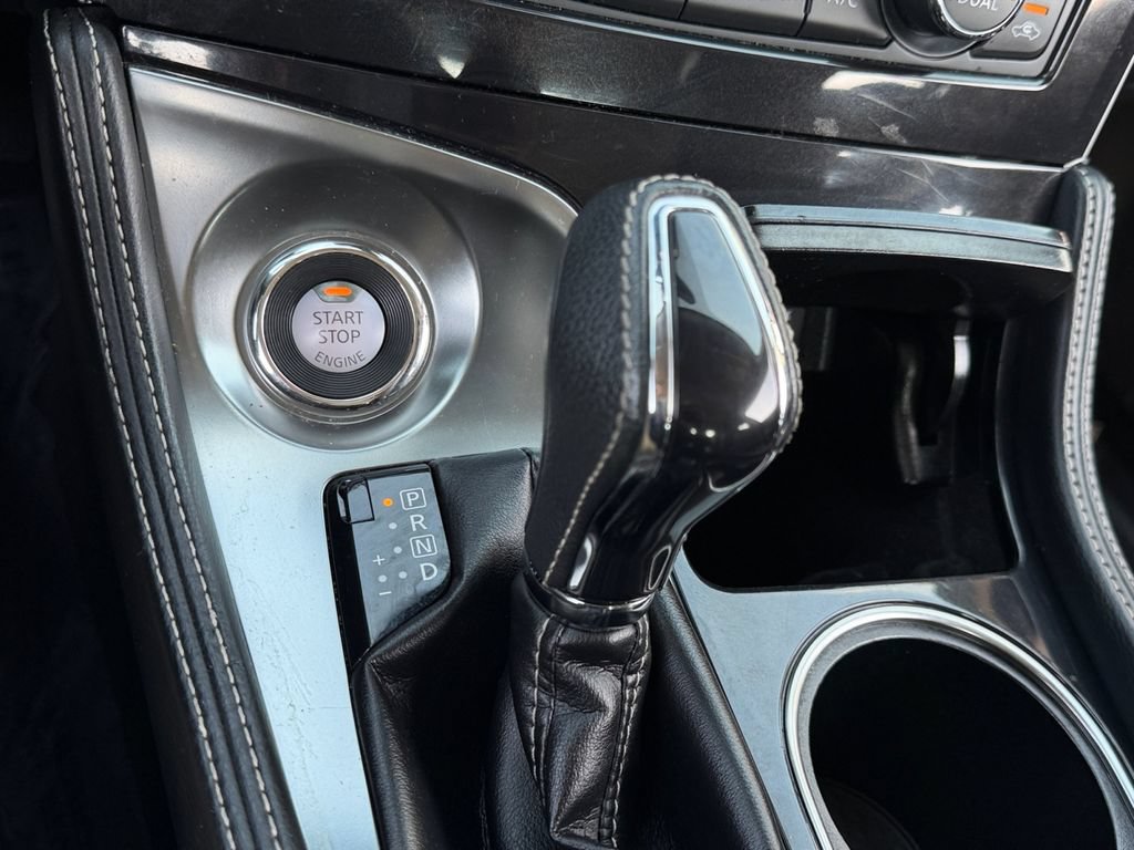 Used 2023 Nissan Maxima SV w/ Floor Mat Group FWD image 23