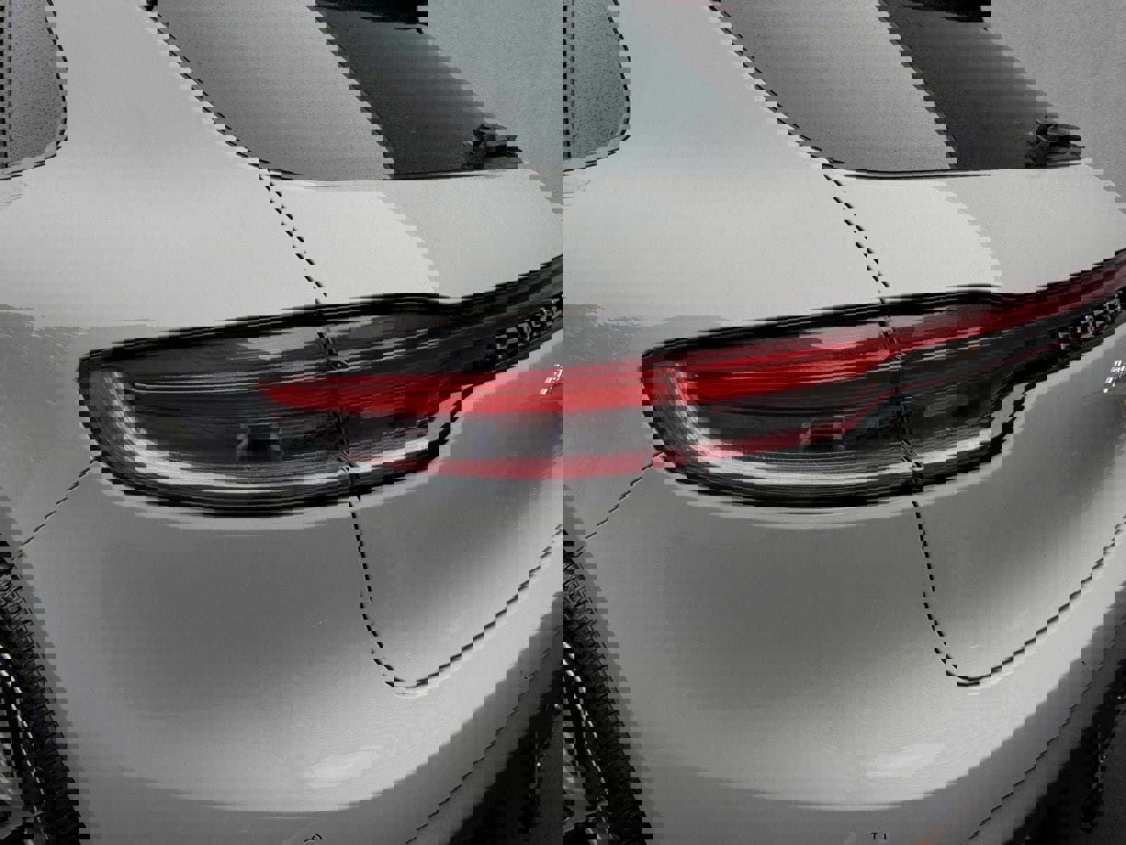 New 2026 Porsche Macan image 12