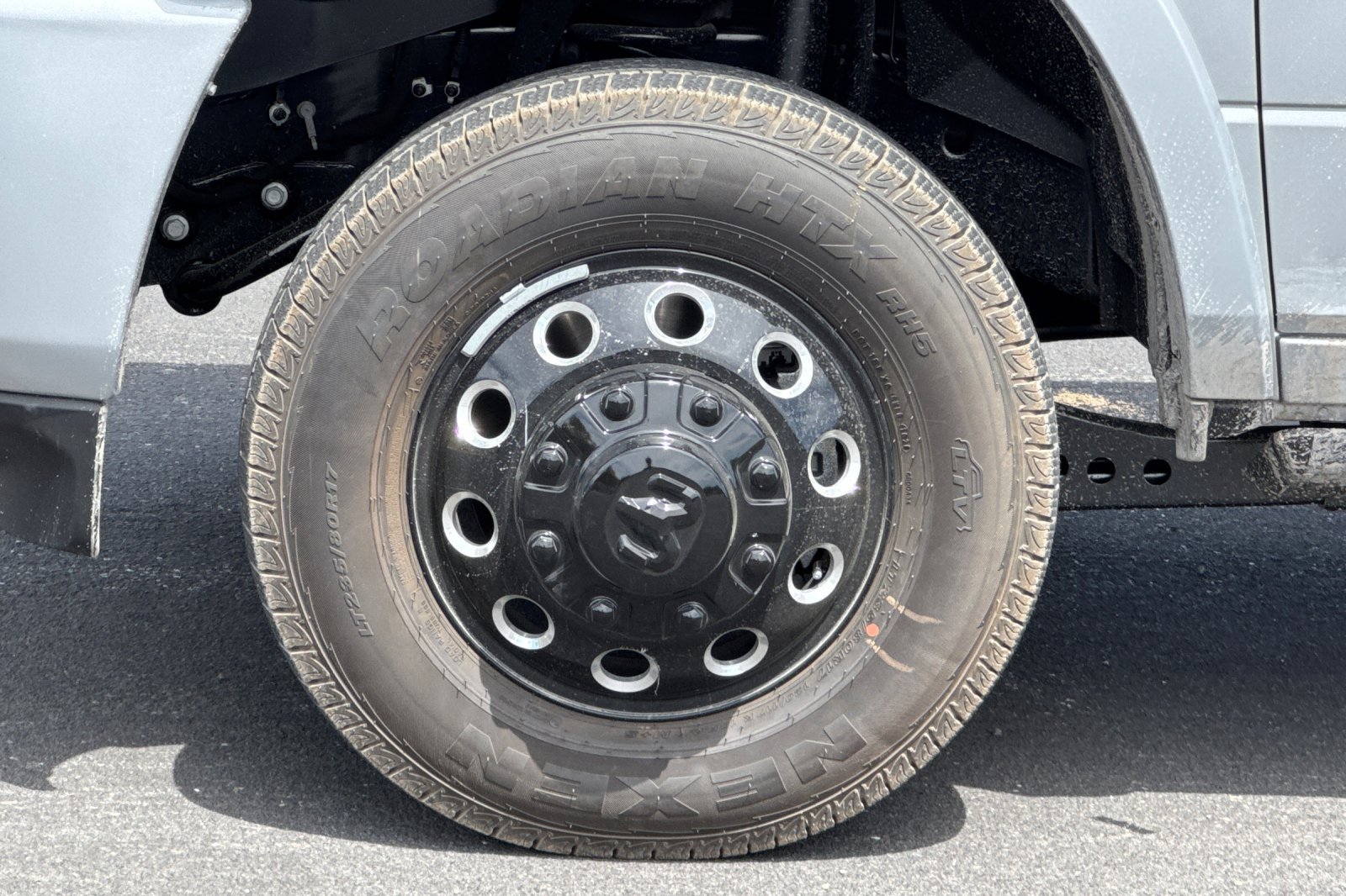 New 2026 RAM 3500 Limited AWD/4WD image 24