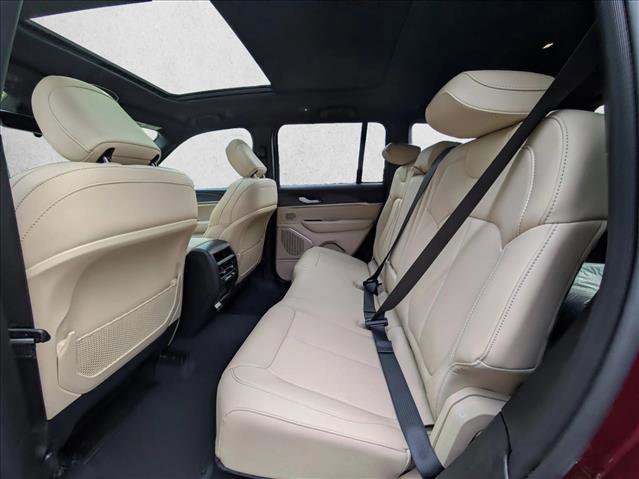 New 2026 Jeep Grand Cherokee Limited w/ Luxury Tech Group II image 19