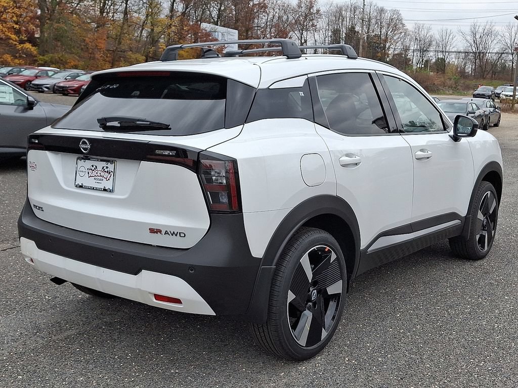 New 2026 Nissan Kicks SR w/ Cold Weather Package AWD/4WD image 5