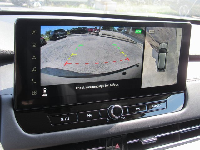 New 2025 Mitsubishi Outlander SE image 17
