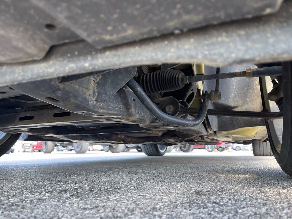 Used 2010 Chevrolet Camaro LT w/ LPO, Ground Effects Package RWD image 10