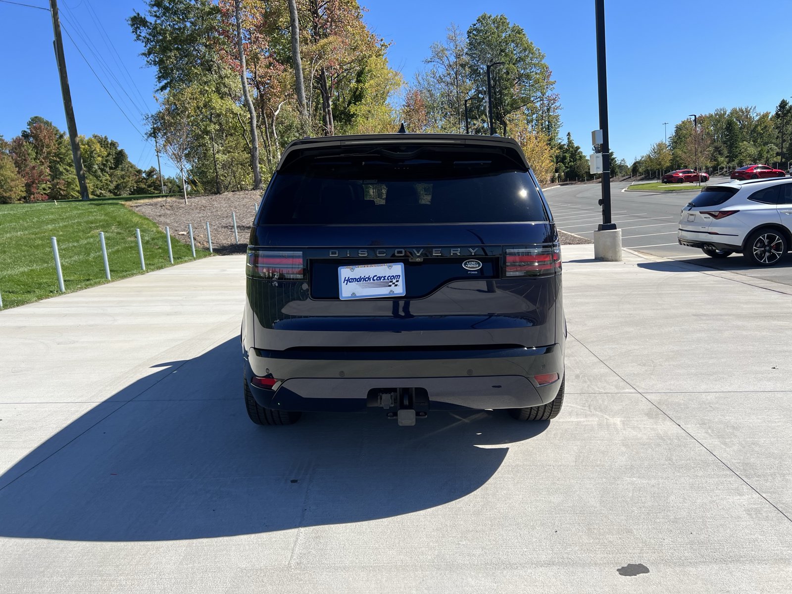 Used 2023 Land Rover Discovery S R-Dynamic AWD/4WD image 7