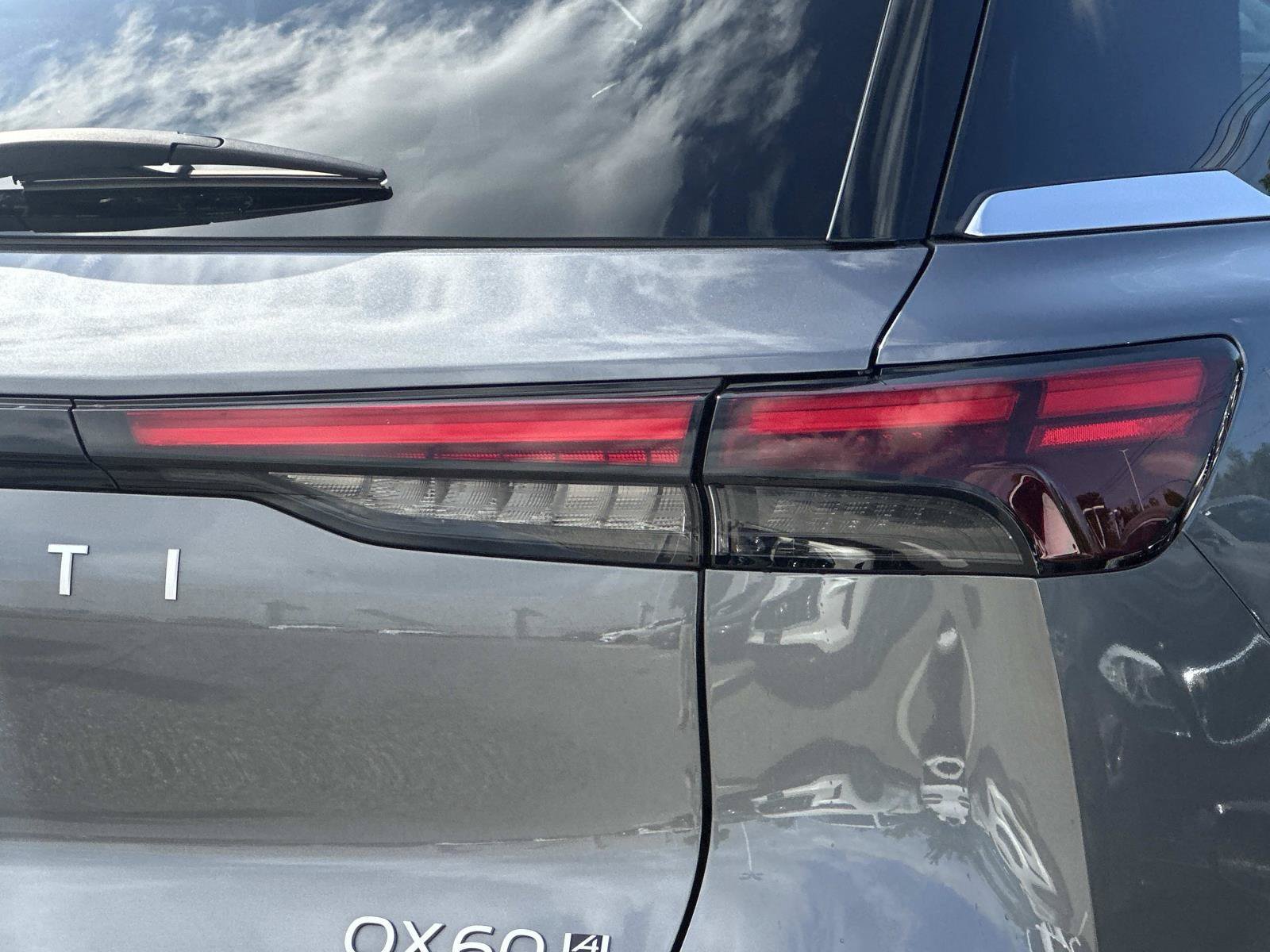 Used 2026 INFINITI QX60 Luxe w/ Cargo Package AWD/4WD image 9