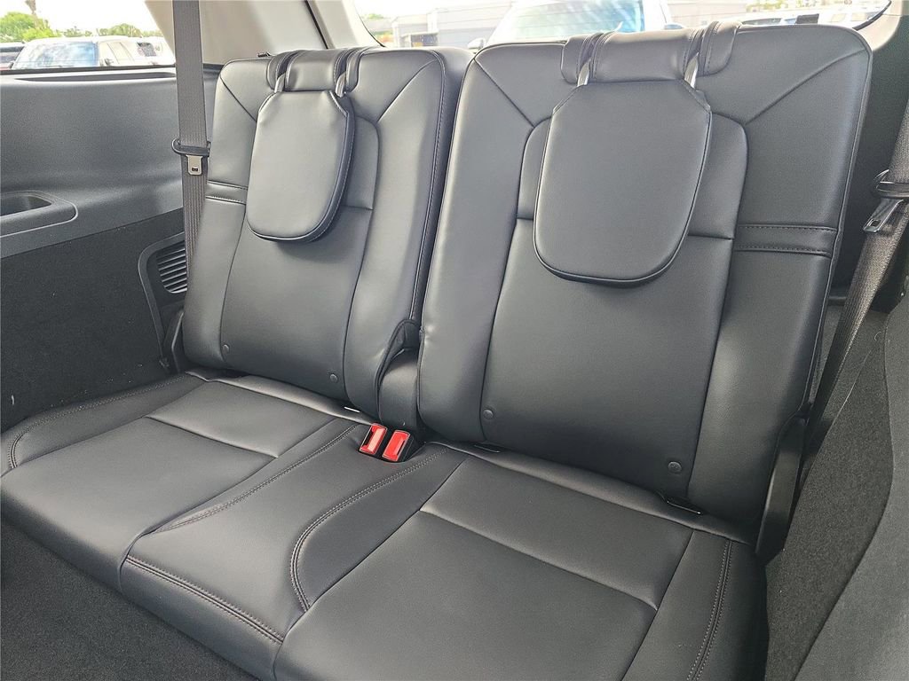 New 2026 Lincoln Aviator AWD image 9