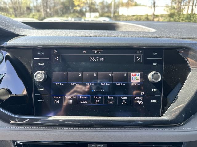 Used 2022 Volkswagen Taos SEL w/ Panoramic Sunroof Package image 22