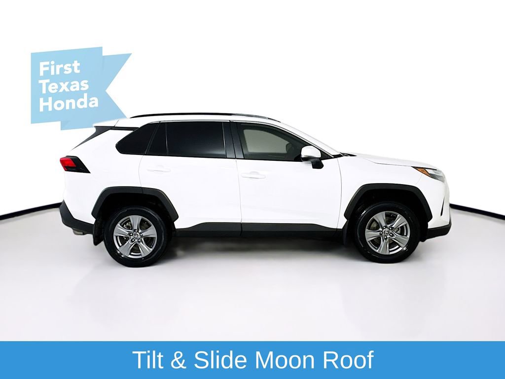 Used 2024 Toyota RAV4 XLE w/ Convenience Package image 8