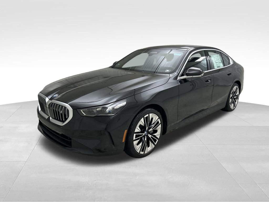 New 2025 BMW i5 xDrive40 w/ Premium Package image 5