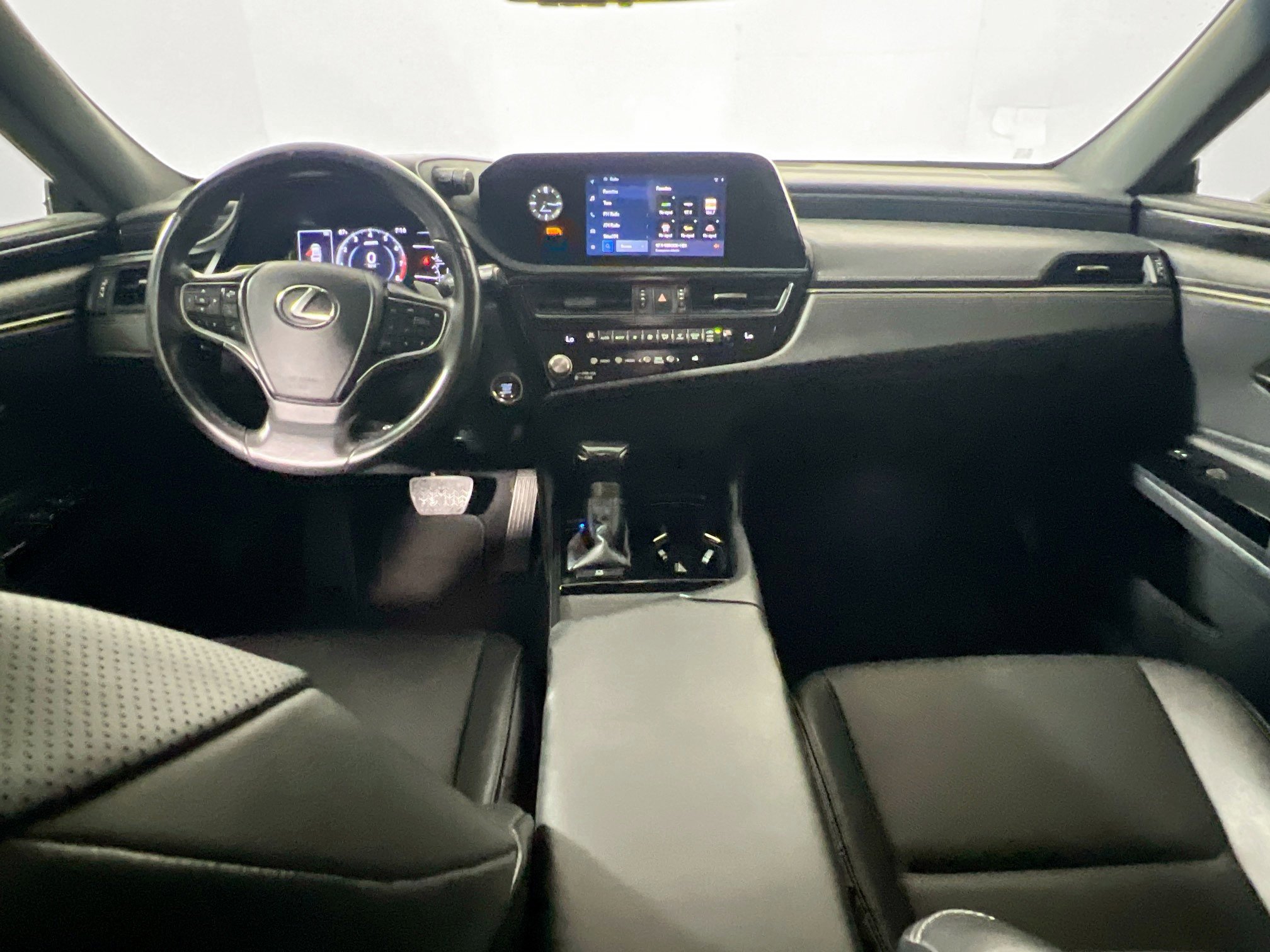Used 2023 Lexus ES 350 w/ Accessory Package (Z1) FWD image 30