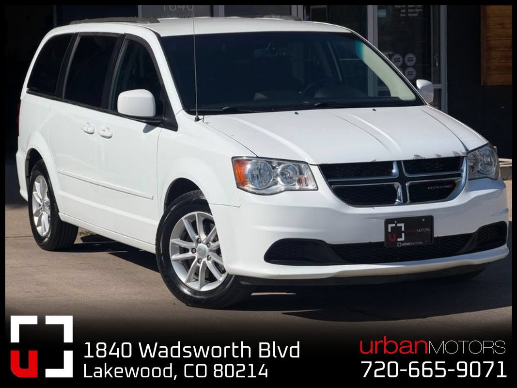 Used 2016 Dodge Grand Caravan SXT w/ UConnect Hands-Free Group FWD image 1