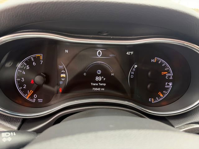 Used 2018 Jeep Grand Cherokee Altitude image 27