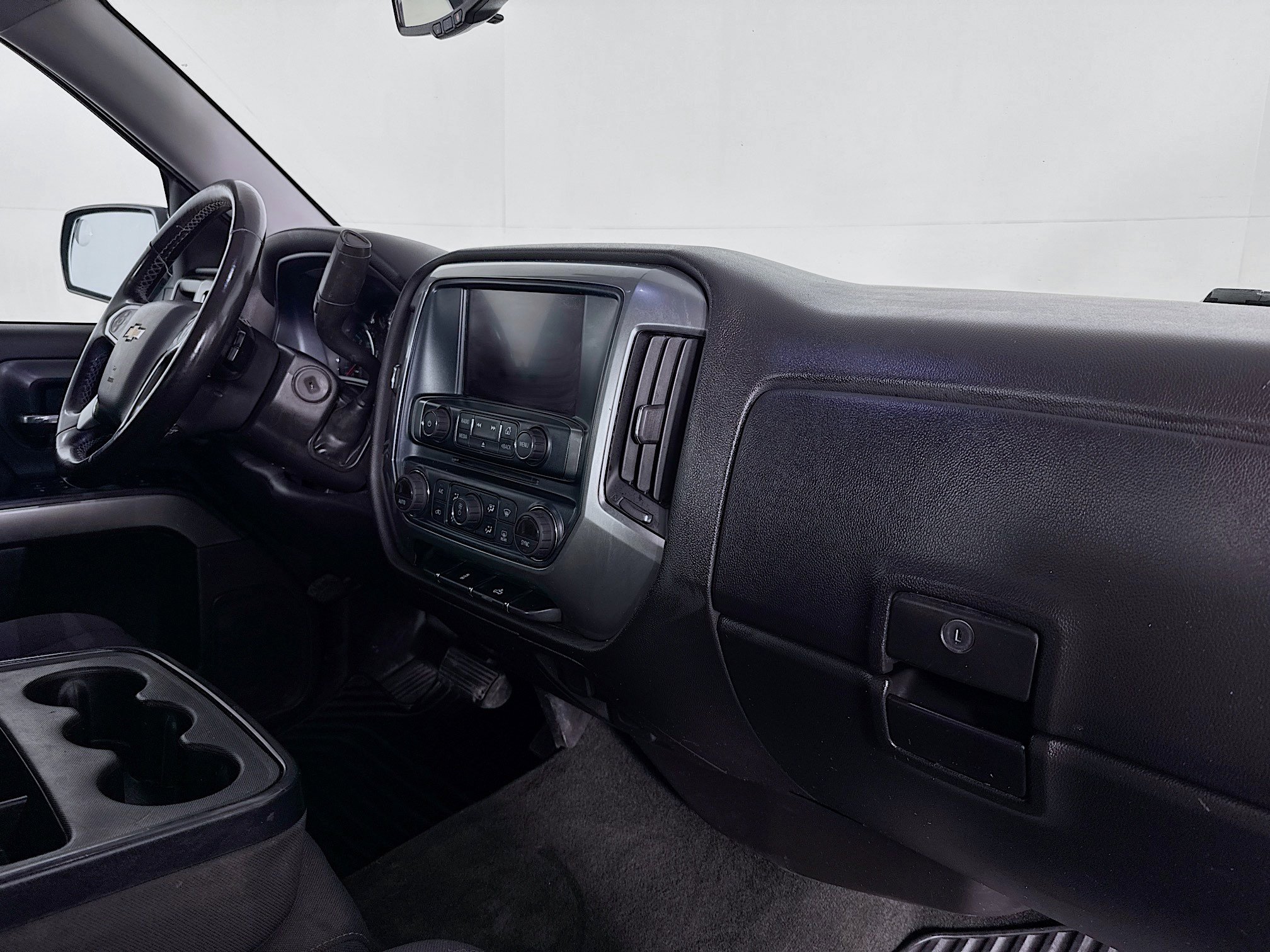 Used 2018 Chevrolet Silverado 1500 LT w/ All Star Edition AWD/4WD image 46