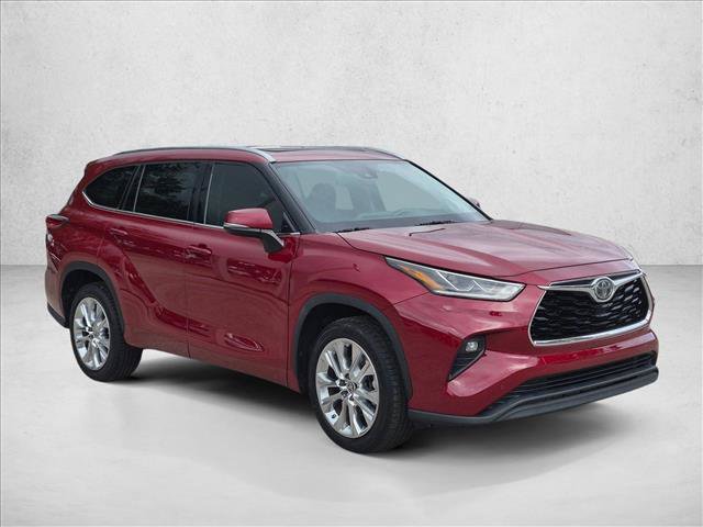 Used 2020 Toyota Highlander Limited FWD image 3