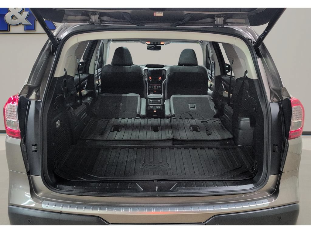 Used 2022 Subaru Ascent Touring AWD/4WD image 29