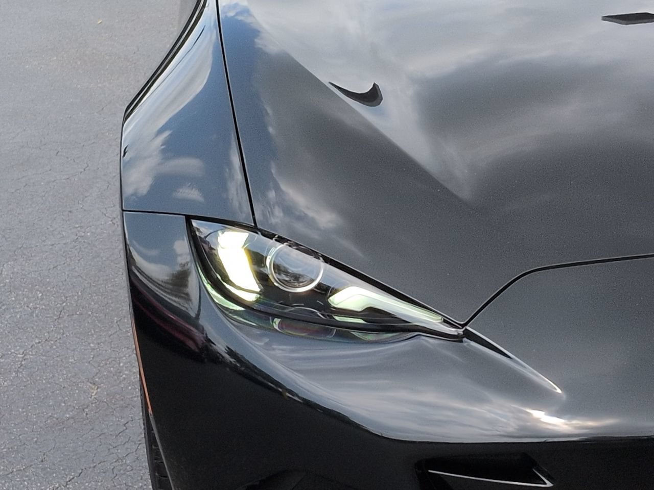 New 2026 MAZDA MX-5 Miata Club w/ Interior Package RWD image 10