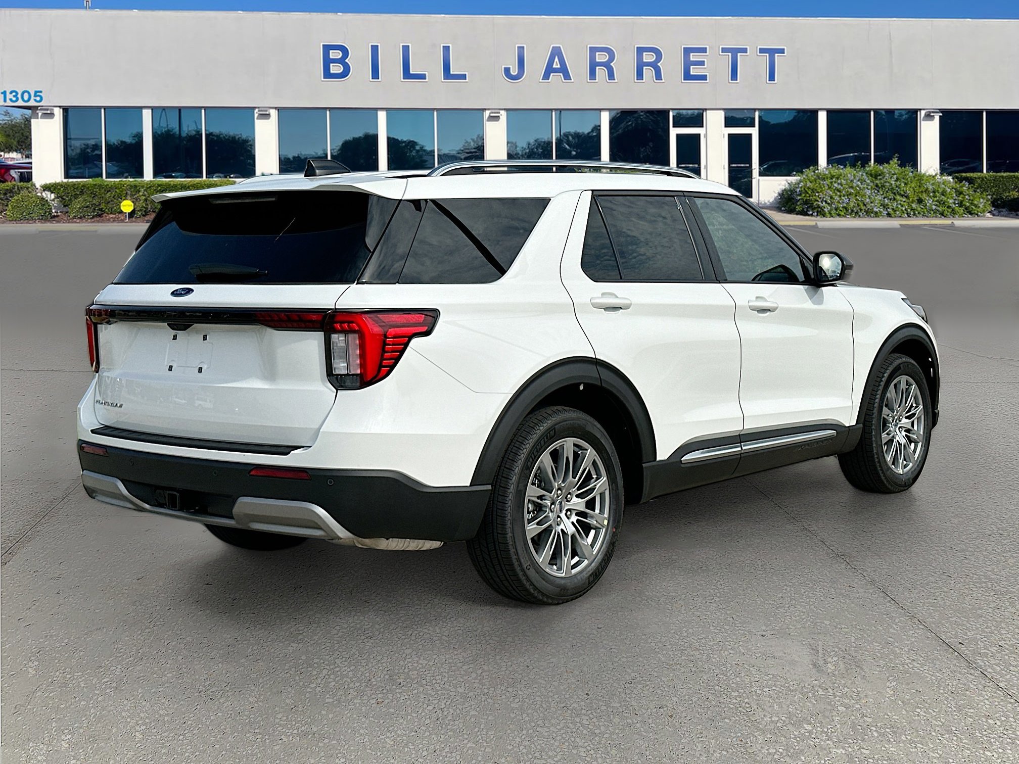 New 2026 Ford Explorer Platinum RWD image 4