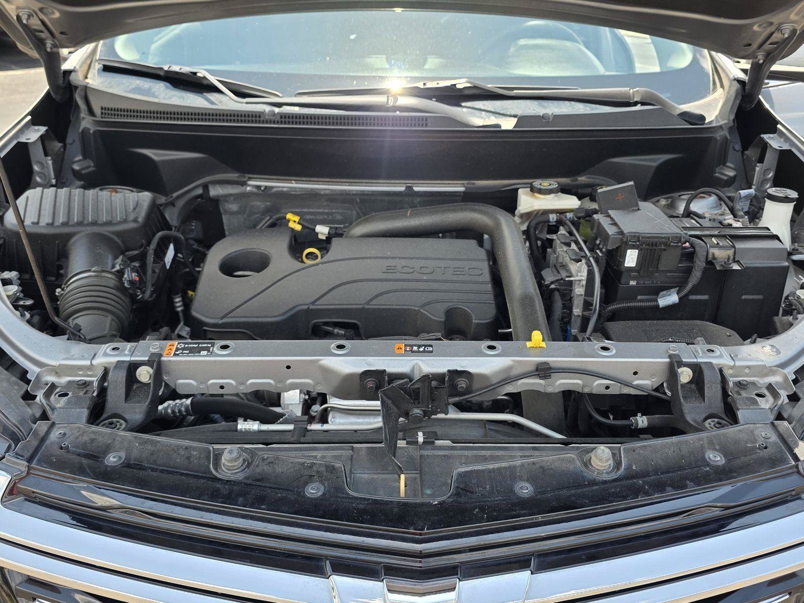 Used 2023 Chevrolet Equinox Premier AWD/4WD image 30
