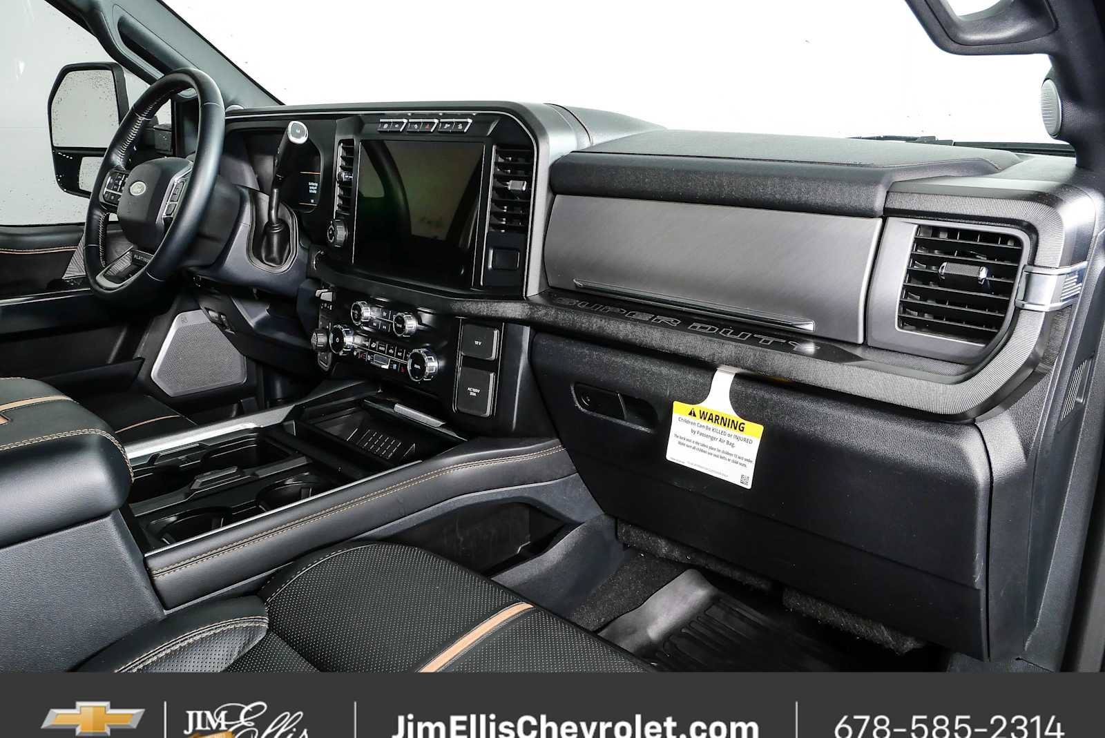 Used 2024 Ford F350 Platinum w/ Tremor Off-Road Package AWD/4WD image 24