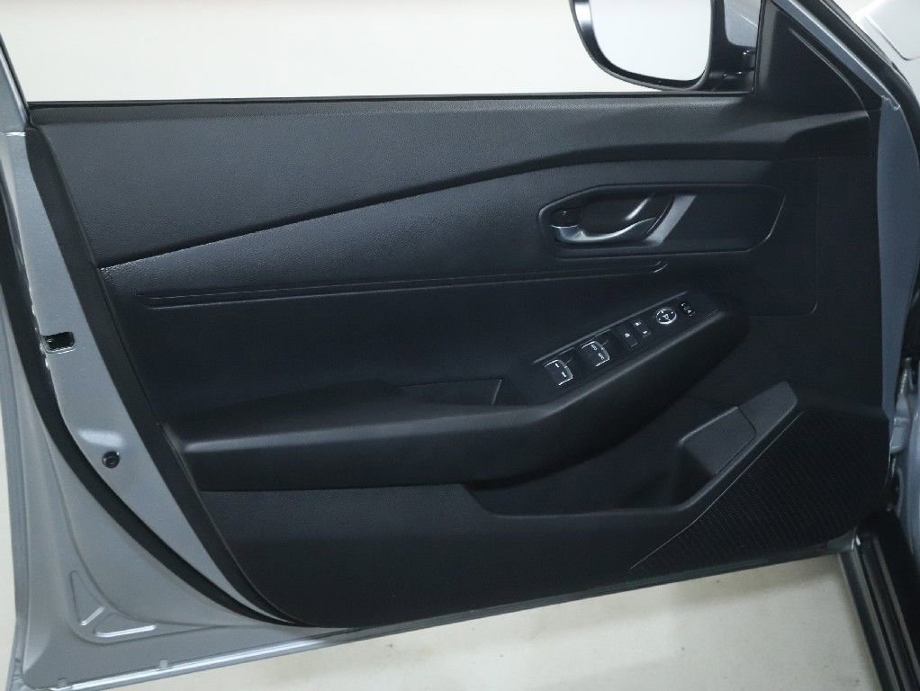 Used 2025 Honda Accord LX image 17