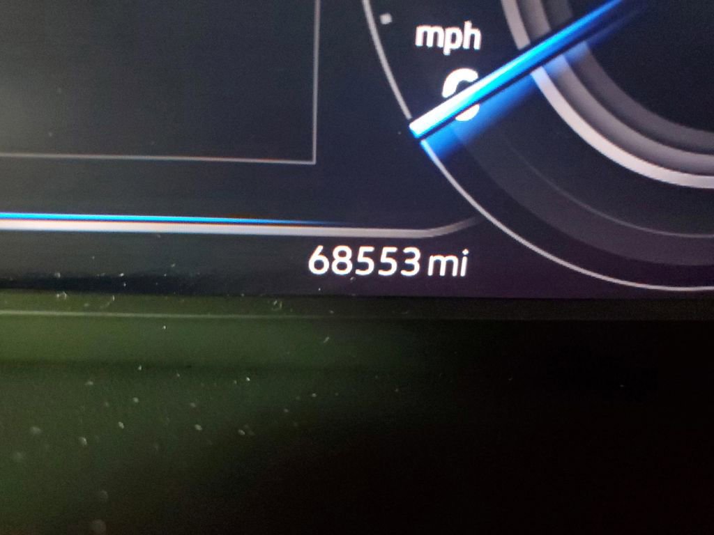 Certified 2023 Volkswagen Atlas SE image 6