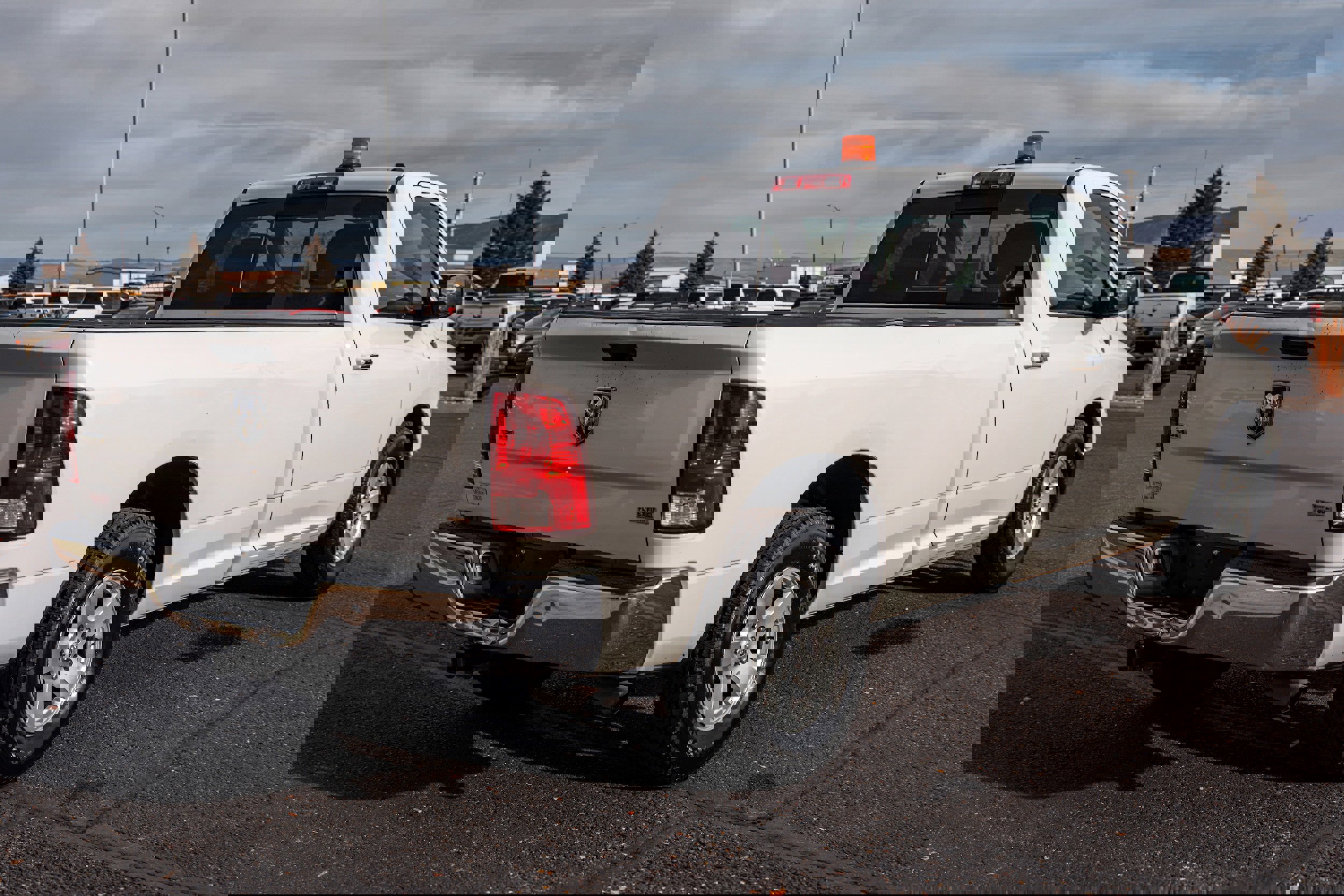 Used 2012 RAM 1500 Classic SLT image 4