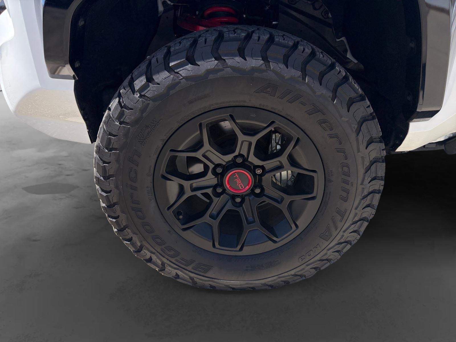 Certified 2025 Toyota Tacoma TRD Pro AWD/4WD image 31