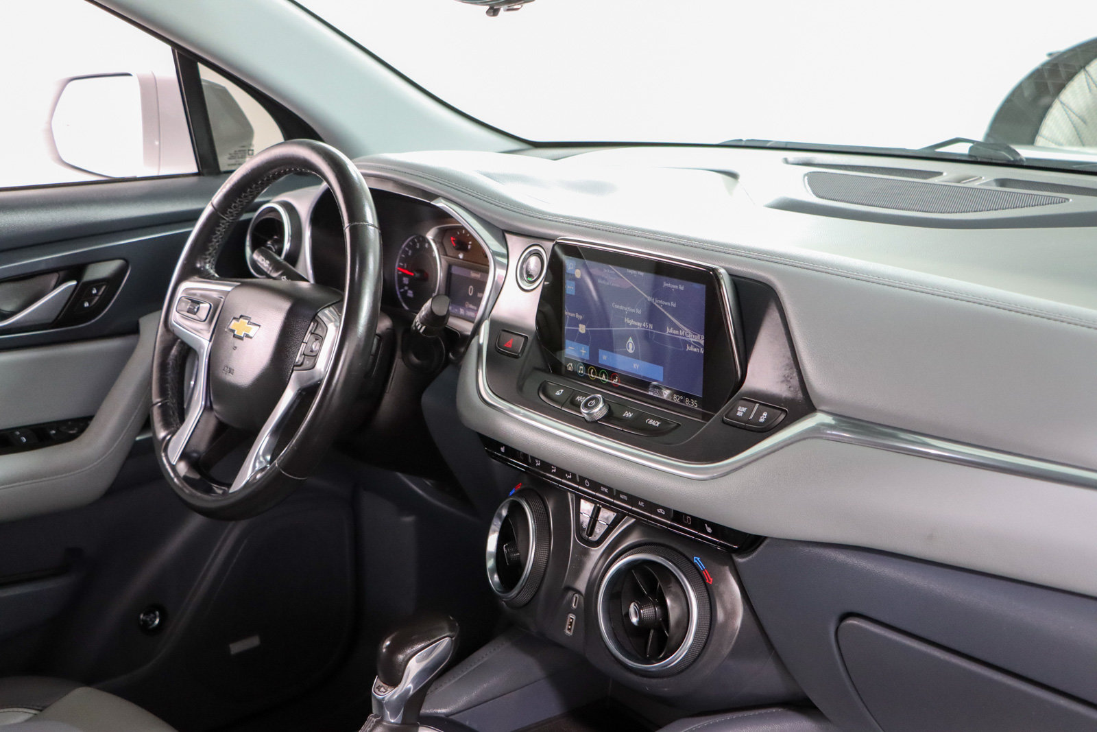 Used 2019 Chevrolet Blazer LT w/ Sound & Technology Package FWD image 27