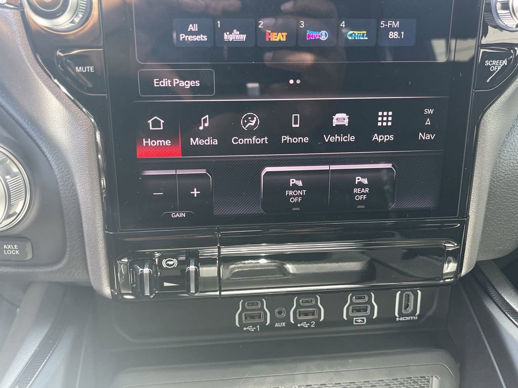 New 2025 RAM 1500 Rebel w/ Rebel Level 2 Equipment Group image 17