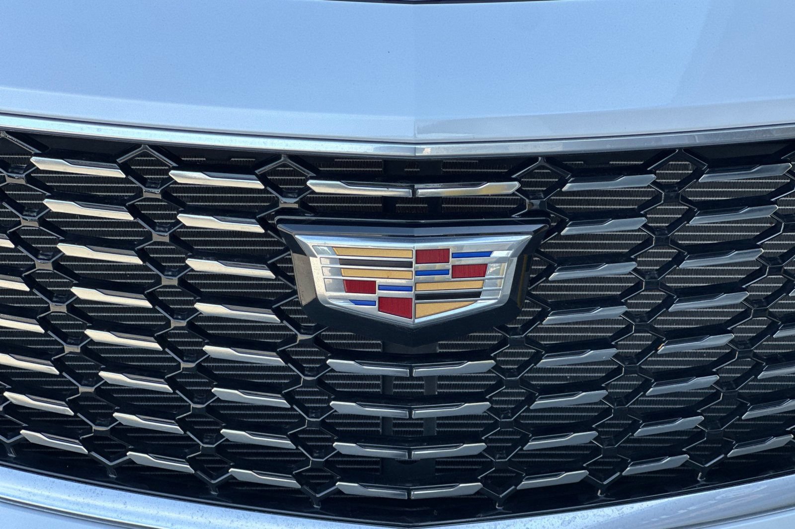 Used 2022 Cadillac XT4 Luxury w/ Cold Weather Package FWD image 38