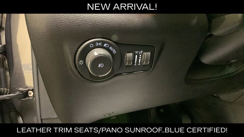 Used 2022 Jeep Compass Latitude w/ Sun and Sound Group AWD/4WD image 30