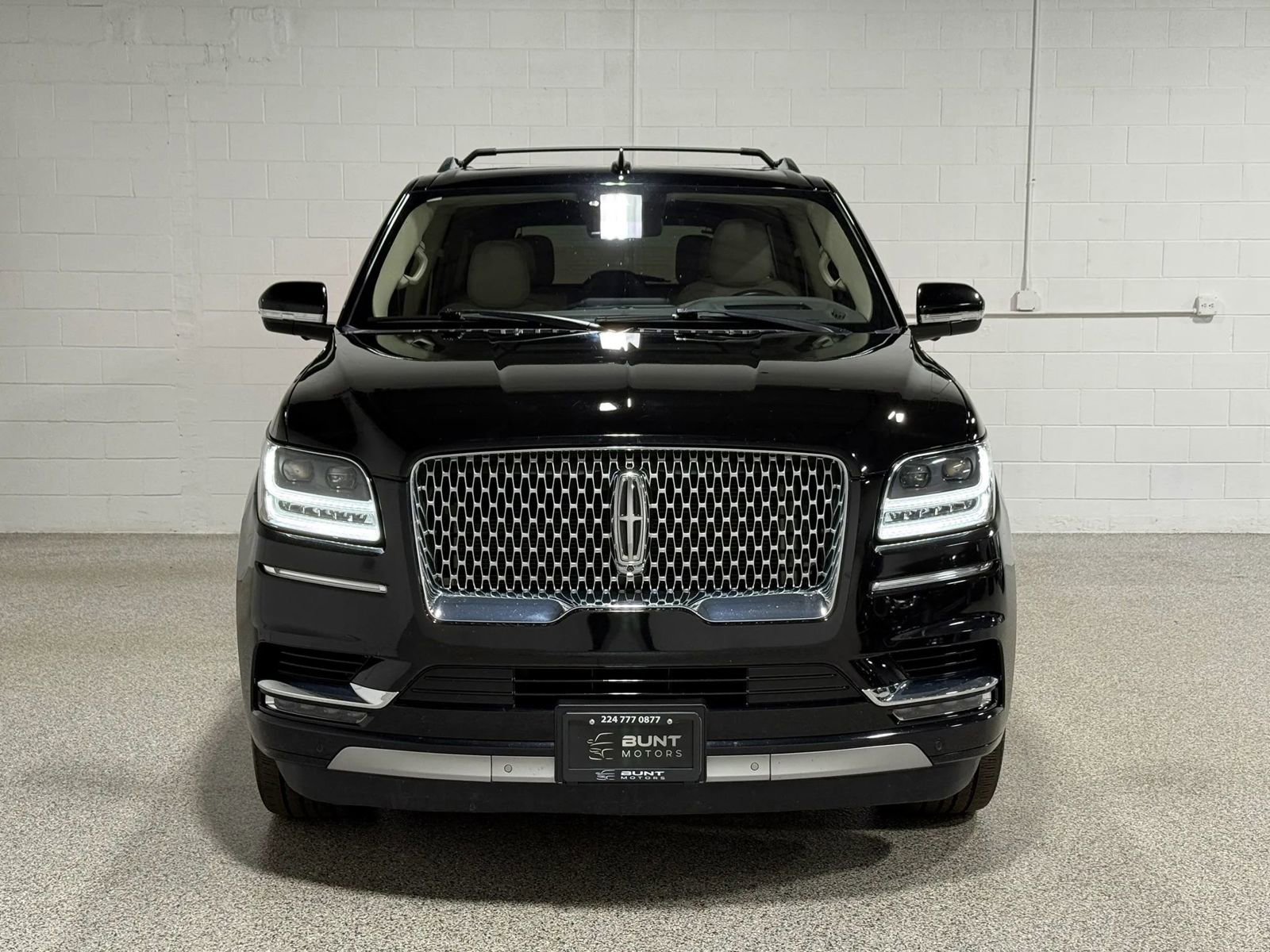 Used 2019 Lincoln Navigator L Reserve AWD/4WD image 4