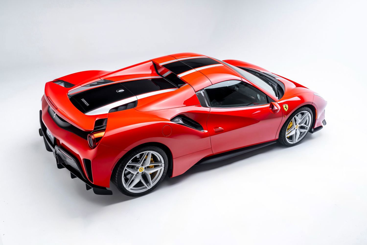 Used 2020 Ferrari 488 Pista Spider image 8