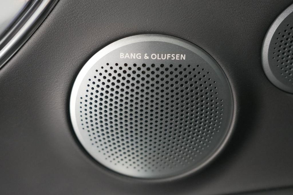 New 2025 Genesis GV80 3.5T e-SC image 28