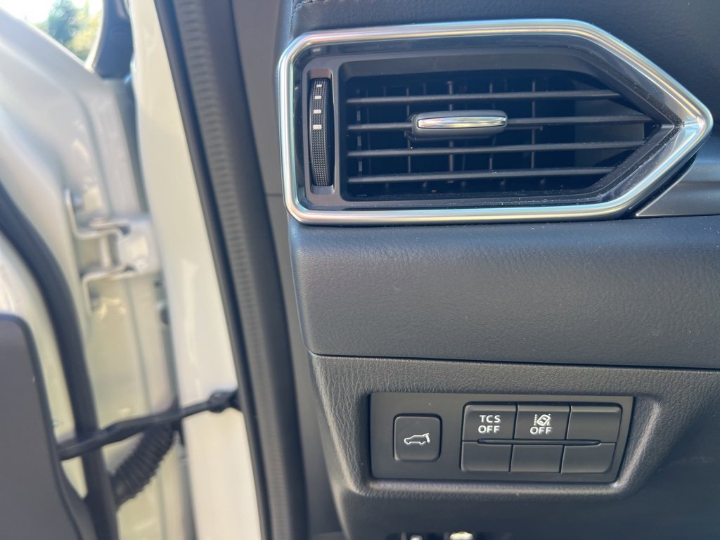 Used 2018 MAZDA CX-5 Touring w/ Preferred Equipment Package image 23