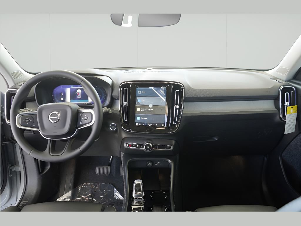 New 2025 Volvo XC40 B5 Ultra w/ Protection Package image 20