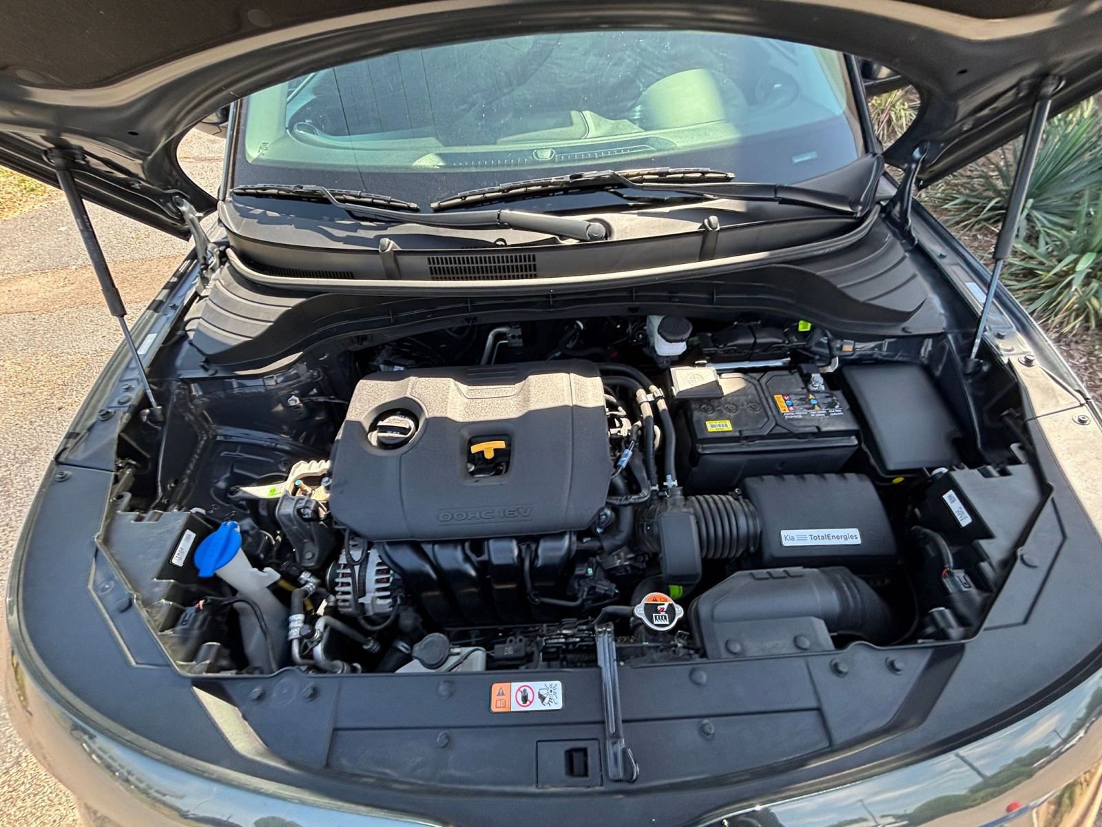 Used 2025 Kia Soul LX w/ LX Technology Package FWD image 30