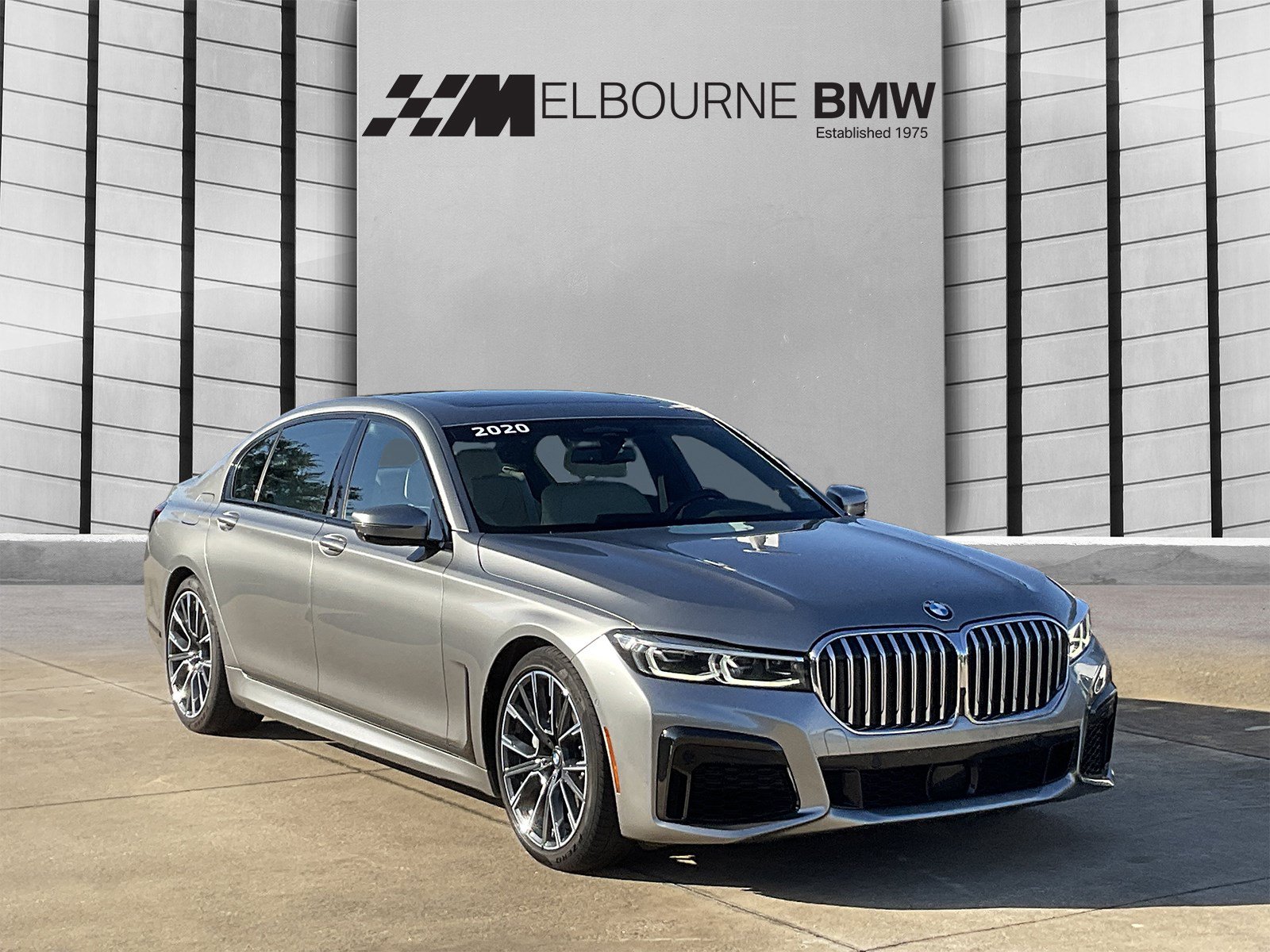 Used 2020 BMW 740i w/ M Sport Package RWD image 1
