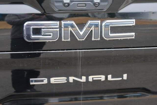 Used 2024 GMC Sierra 3500 Denali Ultimate AWD/4WD image 10