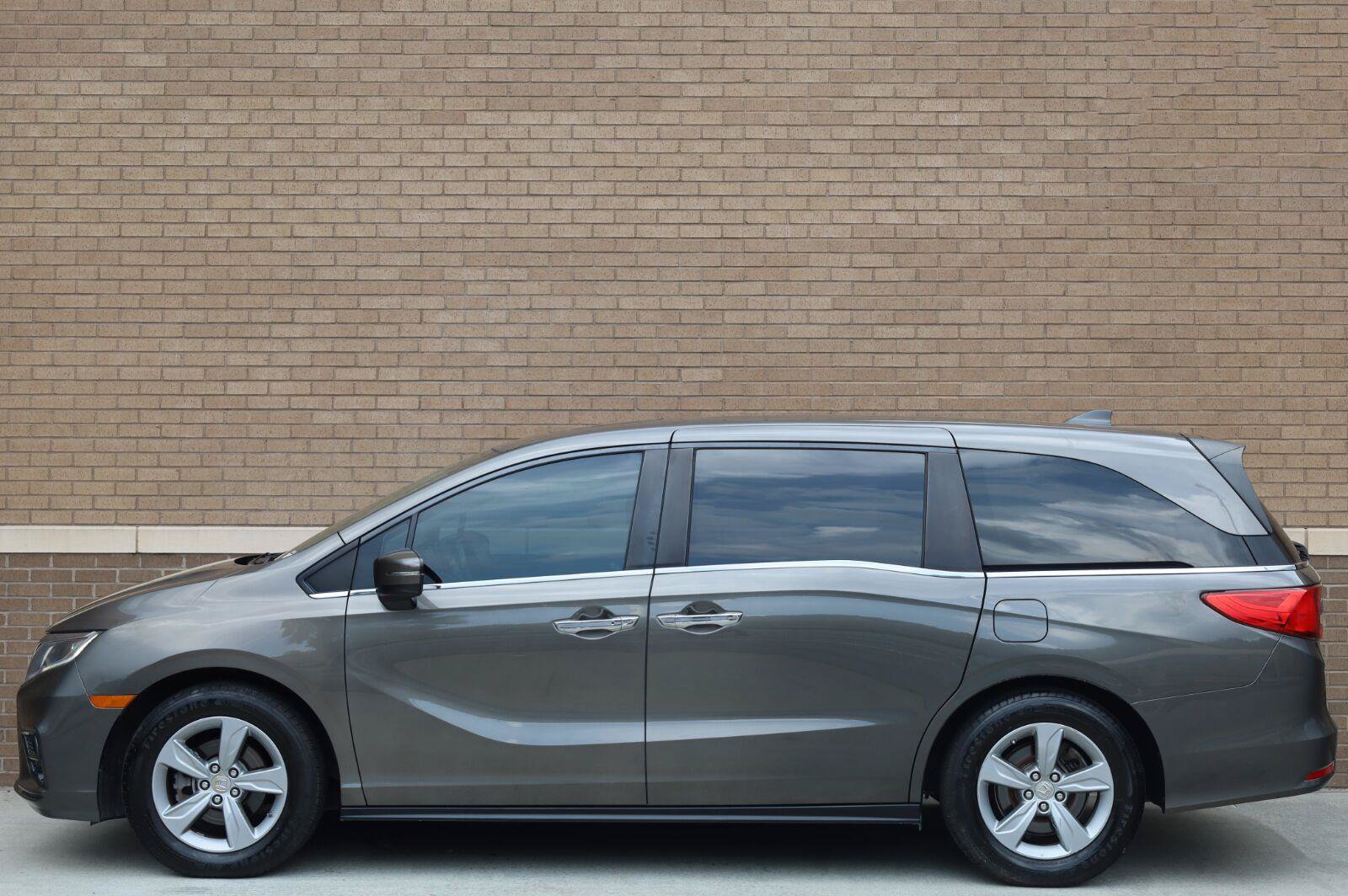 Used 2018 Honda Odyssey EX-L image 2