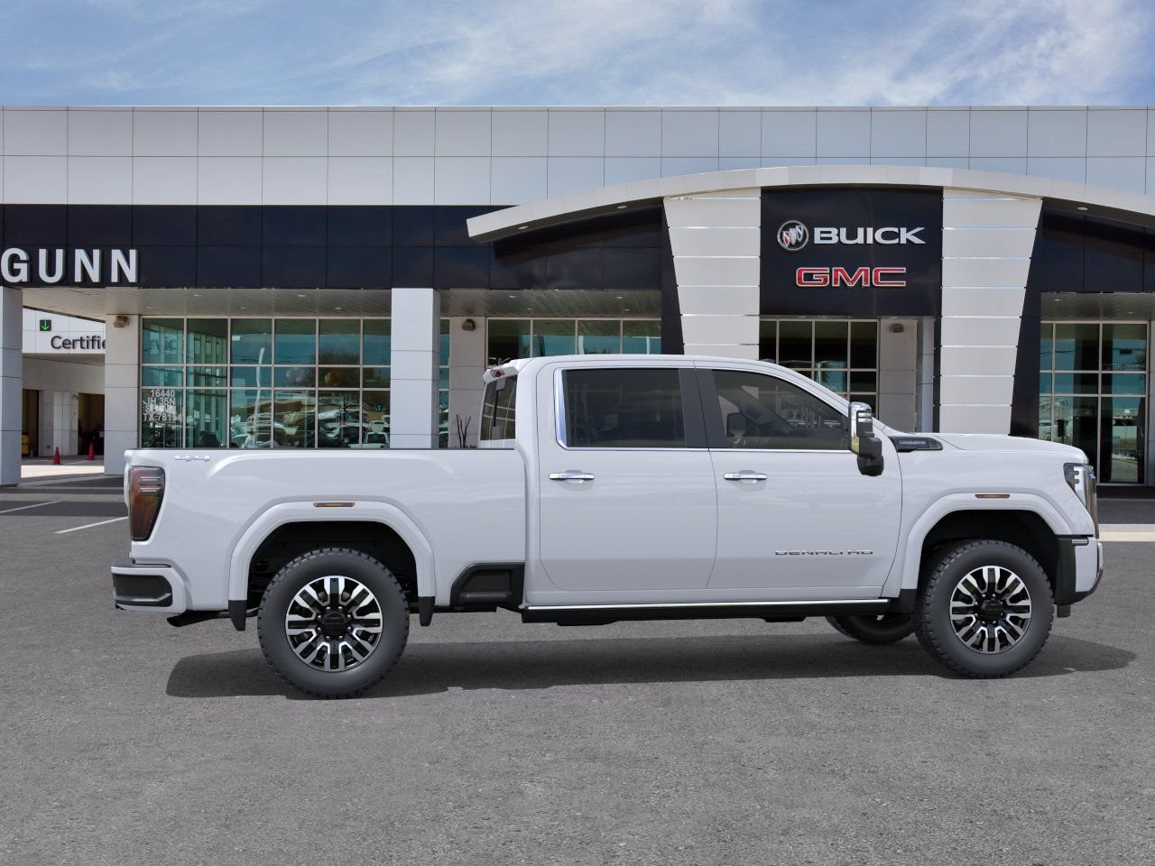 New 2026 GMC Sierra 2500 Denali Ultimate w/ LPO, Black Badging Package AWD/4WD image 5