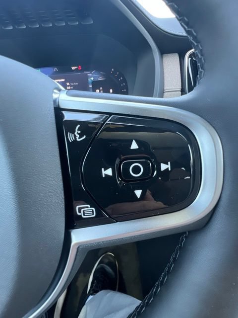 New 2026 Volvo XC90 B5 Core AWD/4WD image 12