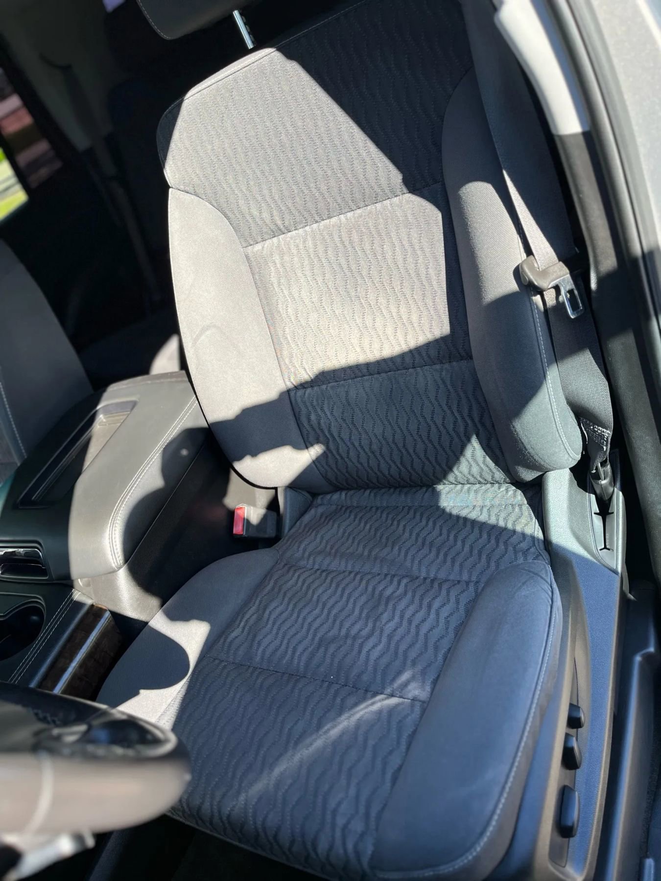 Used 2018 Chevrolet Tahoe LS w/ Enhanced Driver Alert Package RWD image 10