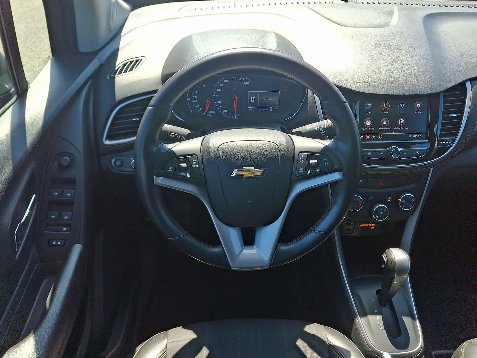 Used 2020 Chevrolet Trax LT w/ LT Convenience Package AWD/4WD image 13