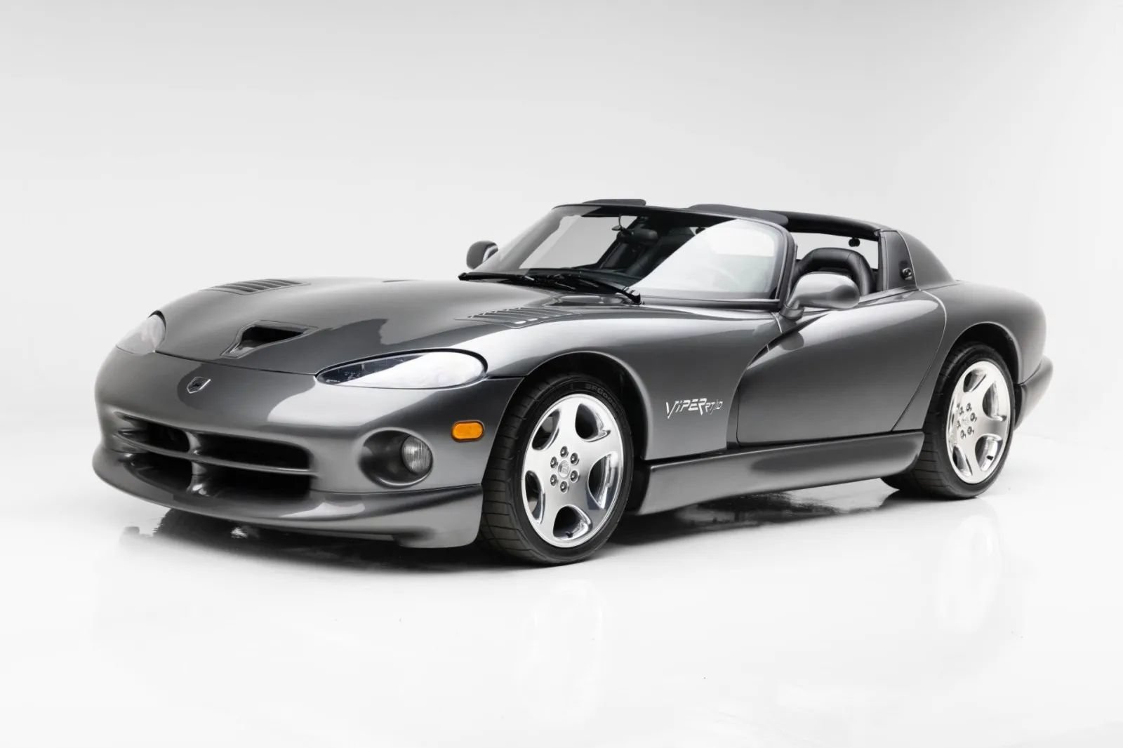 Used 2002 Dodge Viper RT/10 RWD image 13
