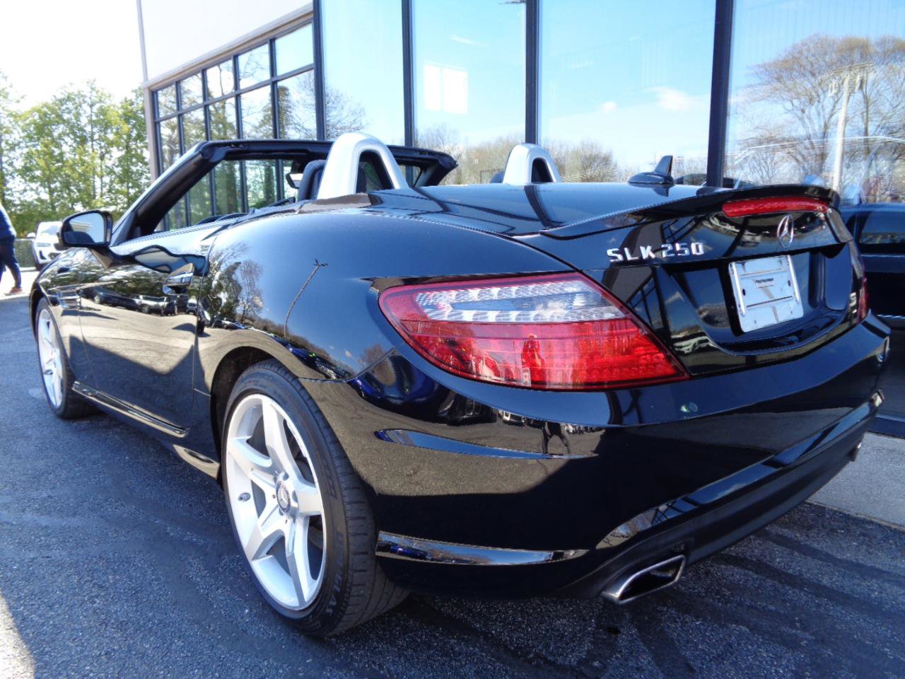 Used 2013 Mercedes-Benz SLK 250 w/ Premium I Pkg image 7