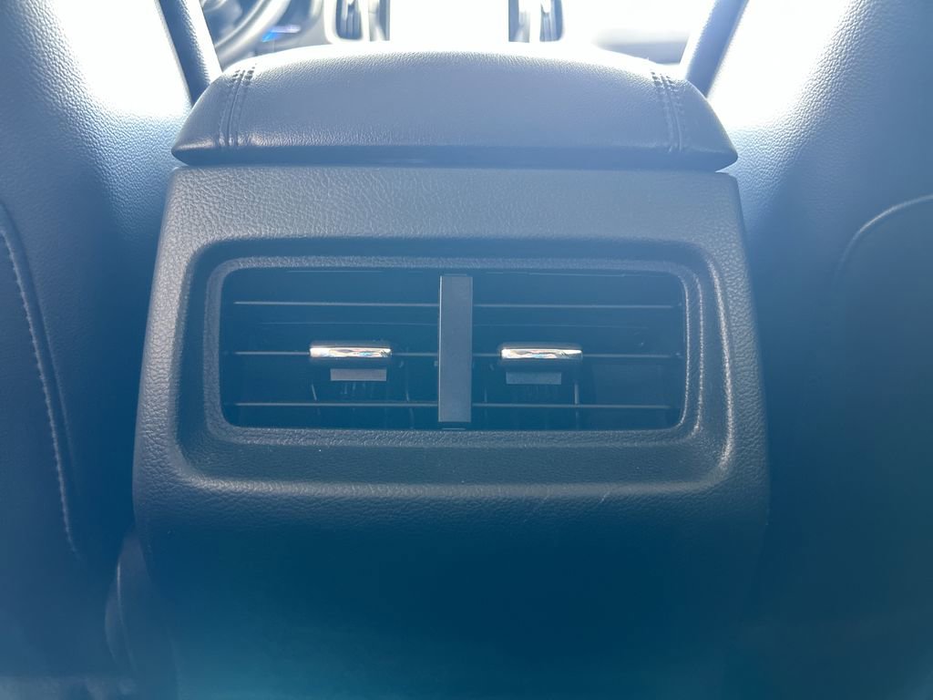 Used 2024 Ford Edge SEL image 34