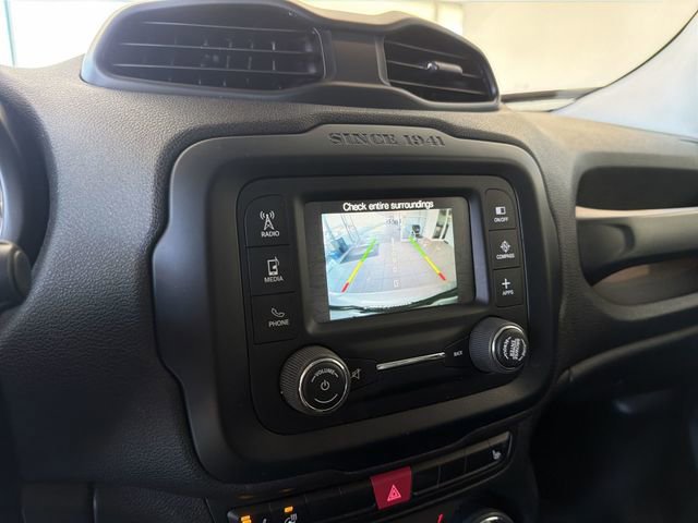 Used 2017 Jeep Renegade Limited image 25