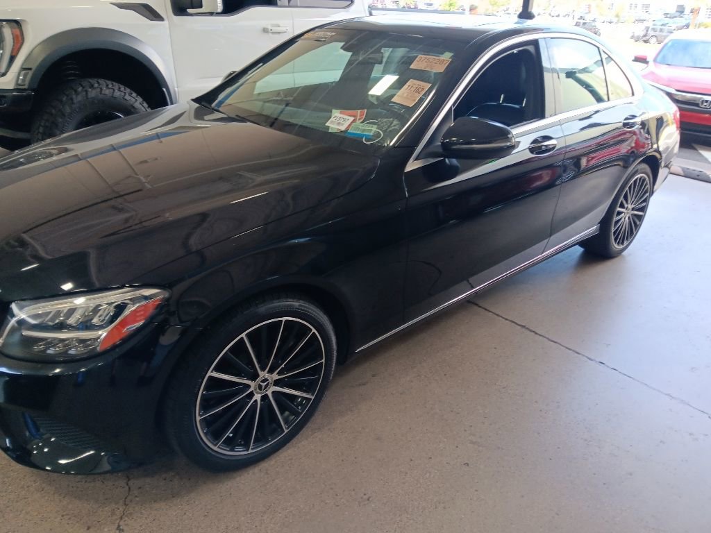 Used 2020 Mercedes-Benz C 300 Sedan w/ Premium Package image 7